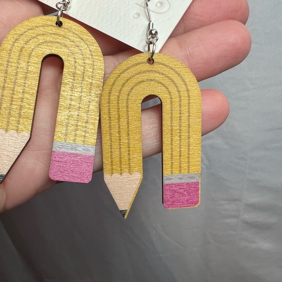 Clover Fashion Dangle Earrings Pencil Teacher for Pierced Ears NWT - Picture 4 of 4